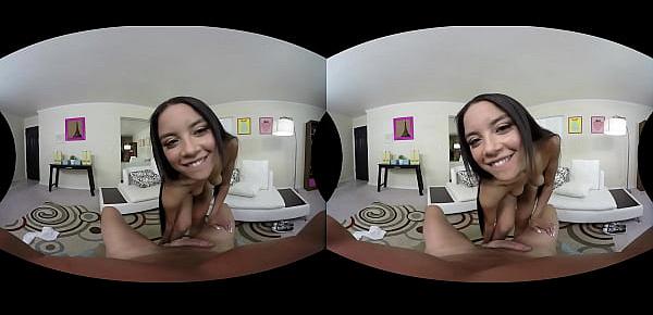  Teen VR - Maya Bijou - RealTeensVR.com
